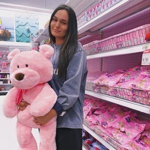 Meet your Posher, Christina